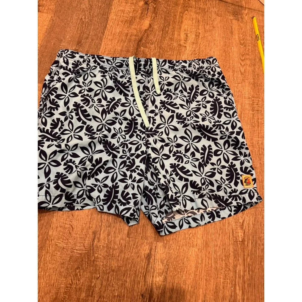 Tommy Bahama Men's Size Medium Mesh Lined Swim Trunks ‎  6